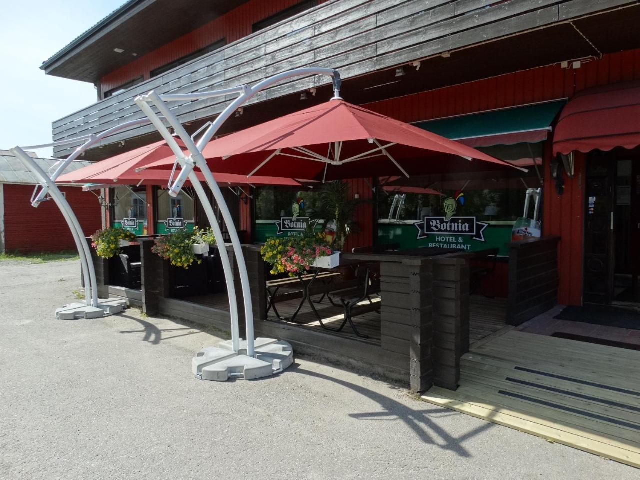 Botnia Hotel & Restaurant Kruunupyy Exterior photo